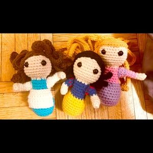 100% hand crochet Disney princess dolls: Belle, Snow White, Rapunzel